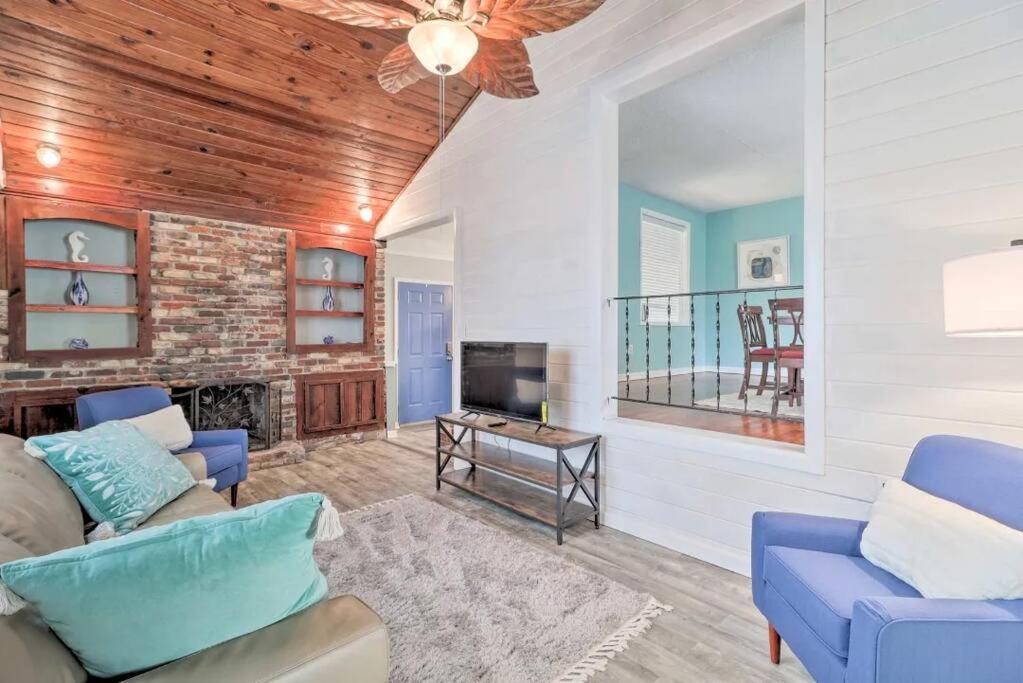 Pool Home Sleeps 6 With Large Fenced Yard ジャクソンビル エクステリア 写真