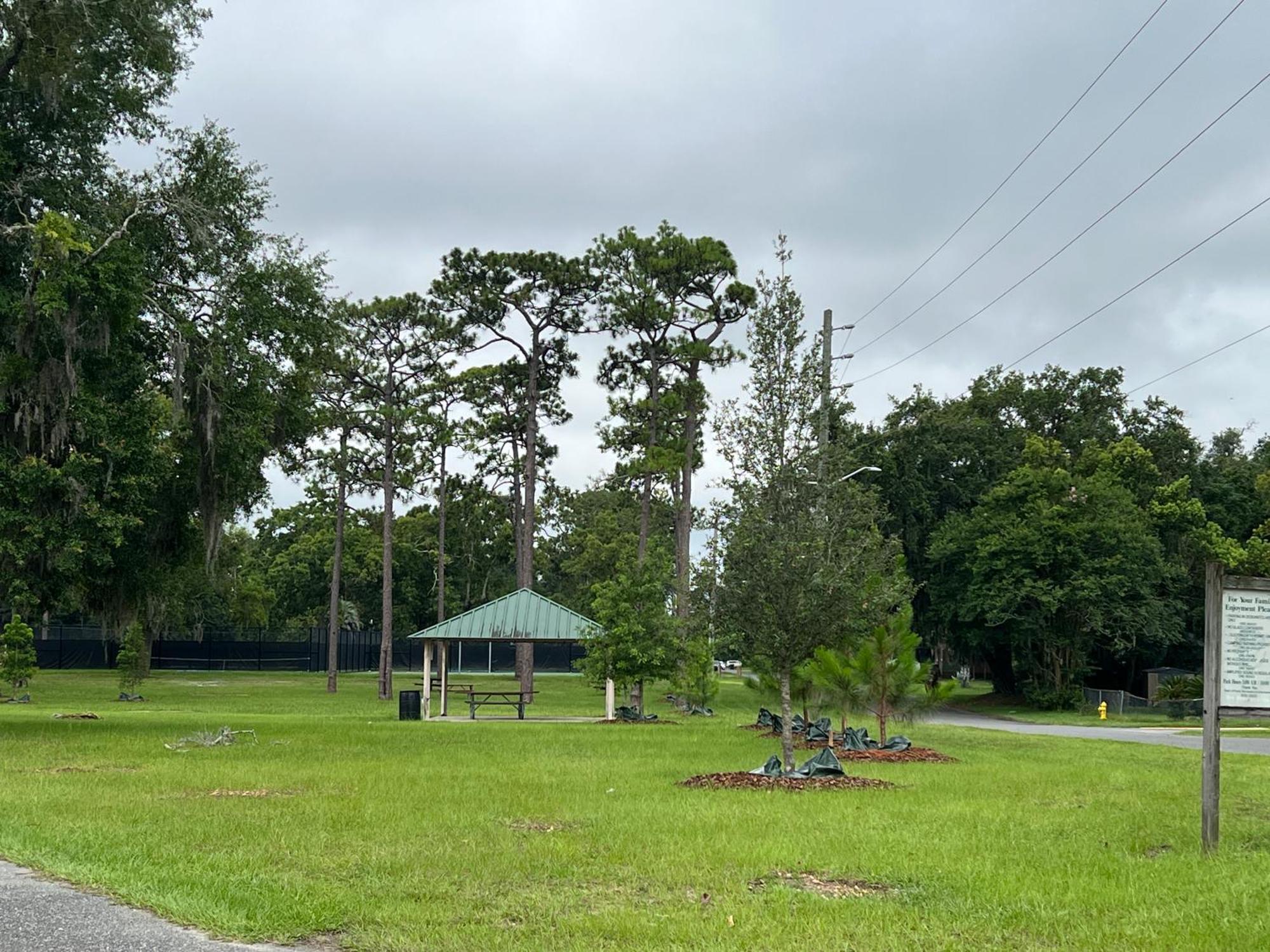 Pool Home Sleeps 6 With Large Fenced Yard ジャクソンビル エクステリア 写真